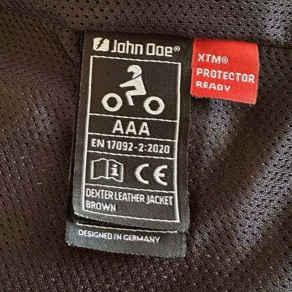 Sikkerhedsniveauer p? motorcykel t?j